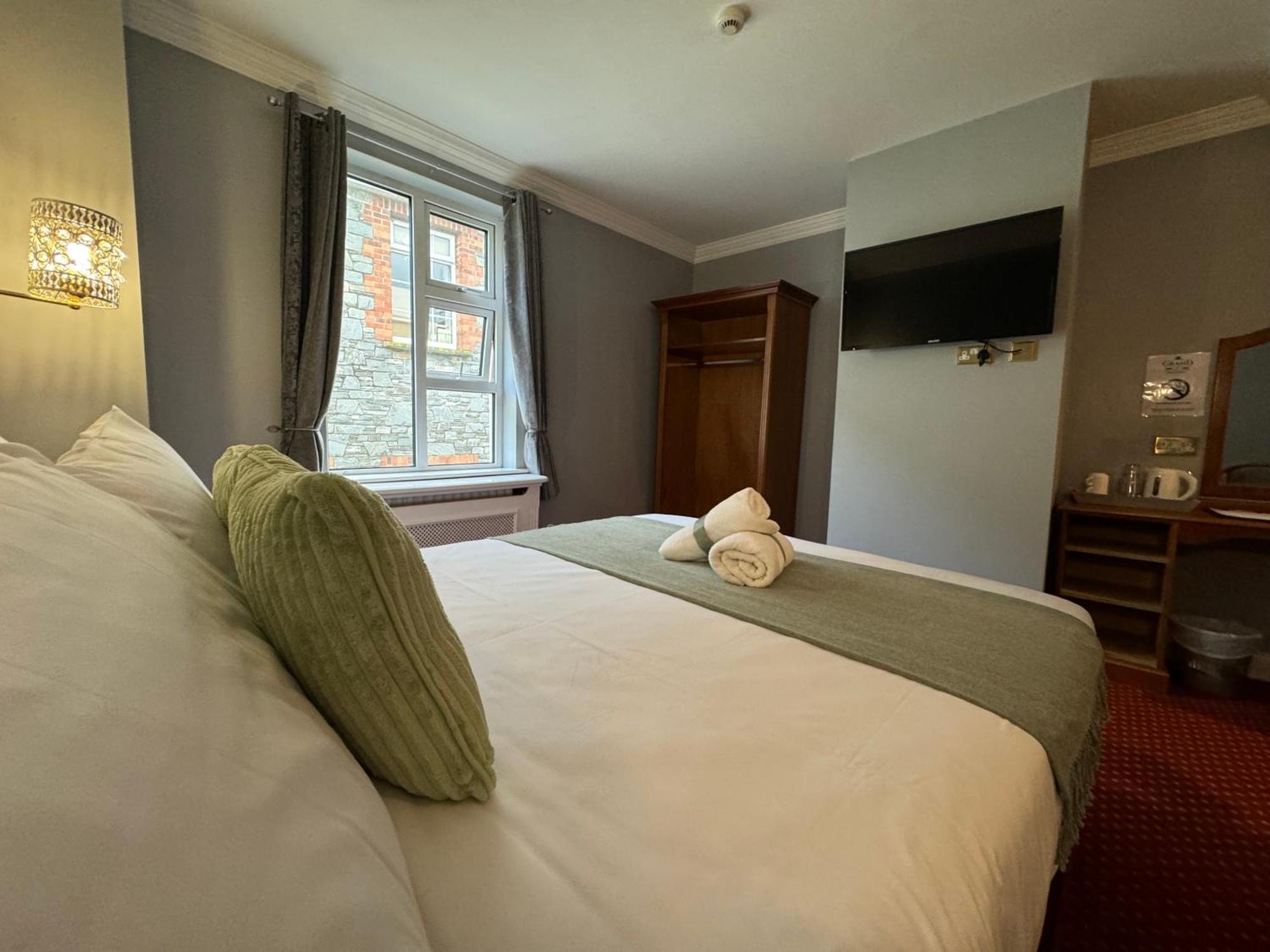 Готель The Killarney Grand Екстер'єр фото